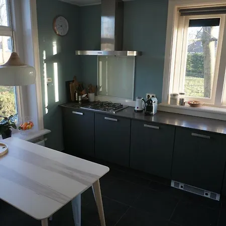 بيت للعطل Farmhouse Midwoud