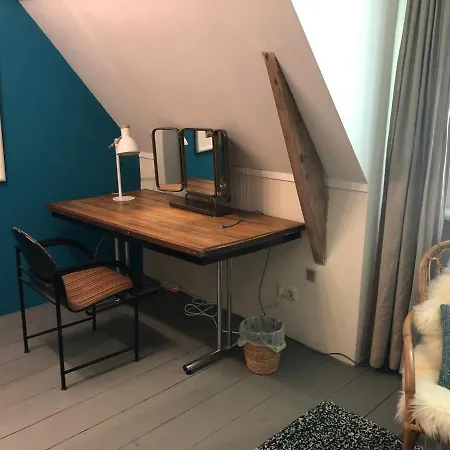 Farmhouse بيت للعطل
